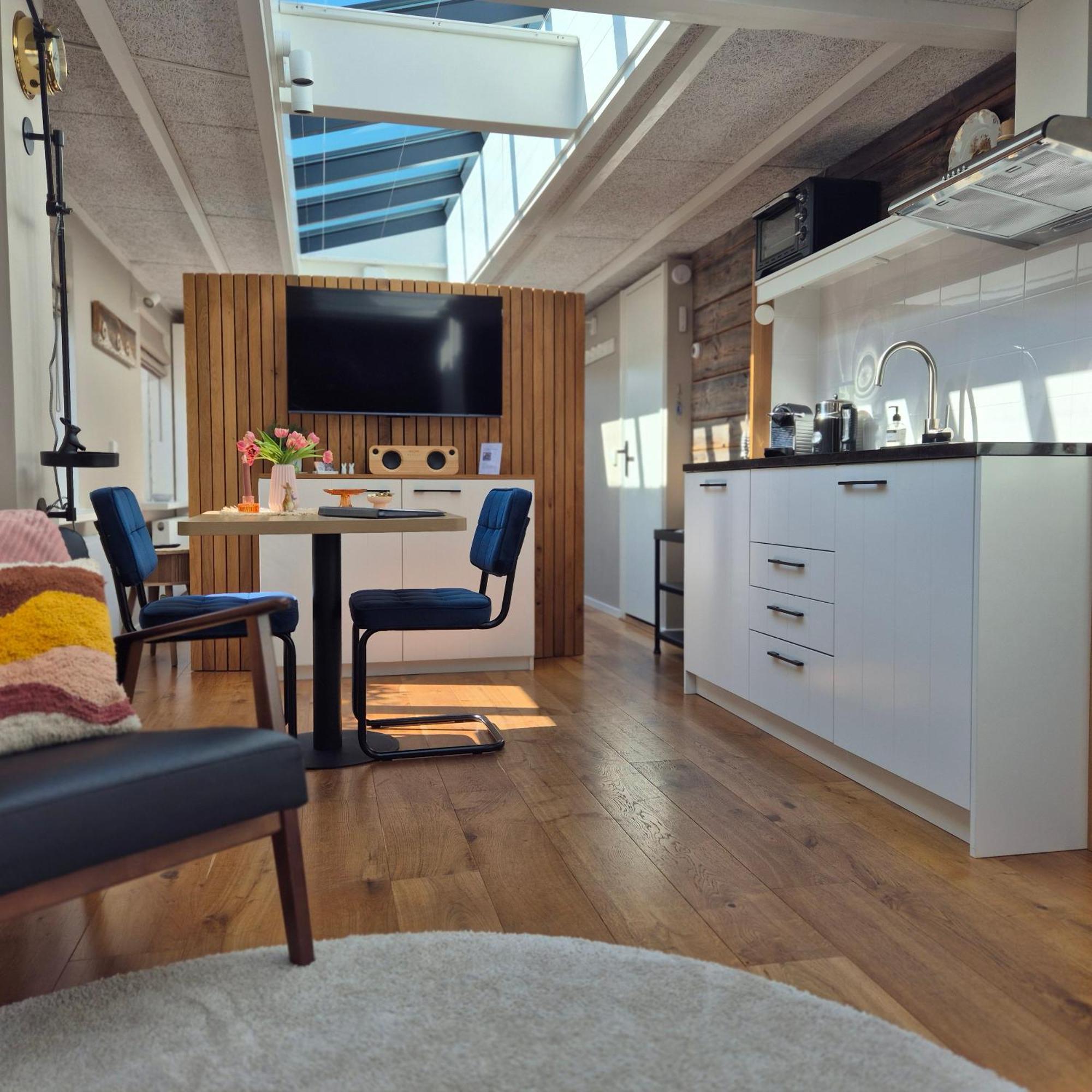 Tiny Villa De Haas Met Infraroodsauna Egmond aan Zee Ngoại thất bức ảnh